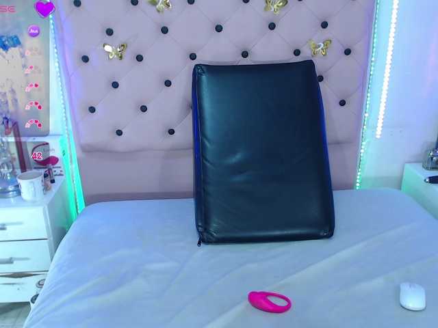 EmmaPink3
