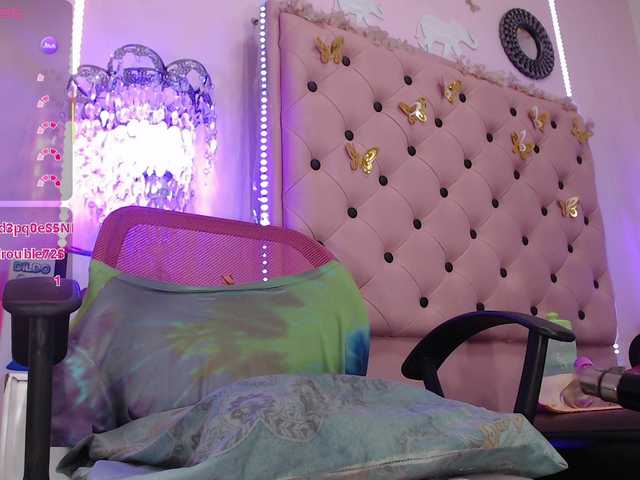 EmmaPink3