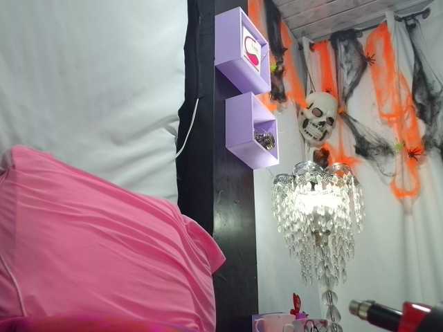 EmmaPink3