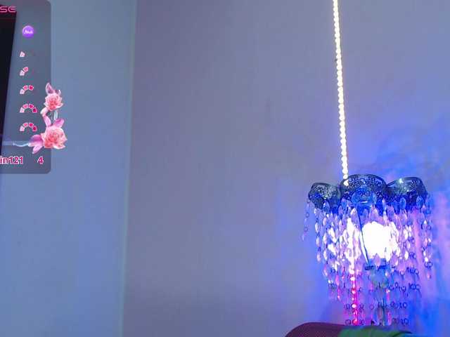 EmmaPink3 live cam on BongaCams