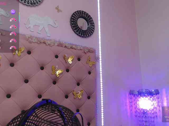 EmmaPink3