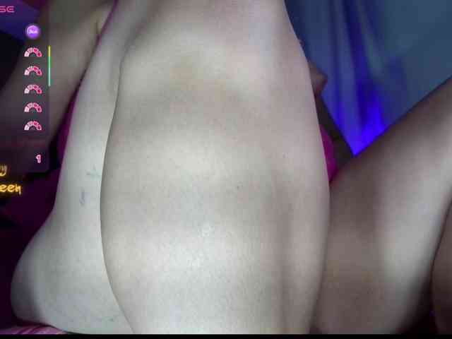 EmmaPink3