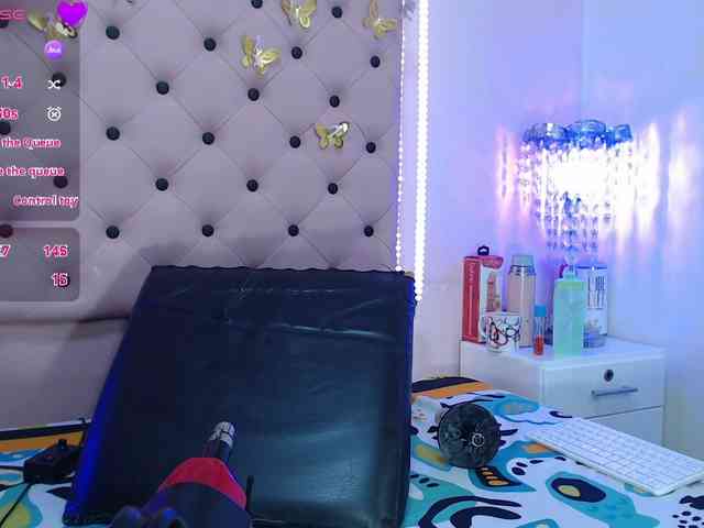 EmmaPink3 webcam