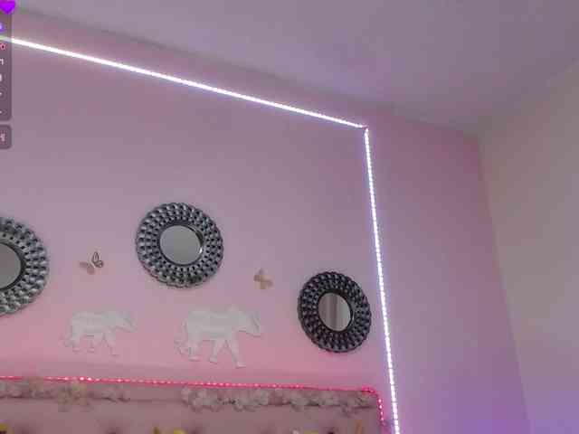 EmmaPink3 webcam