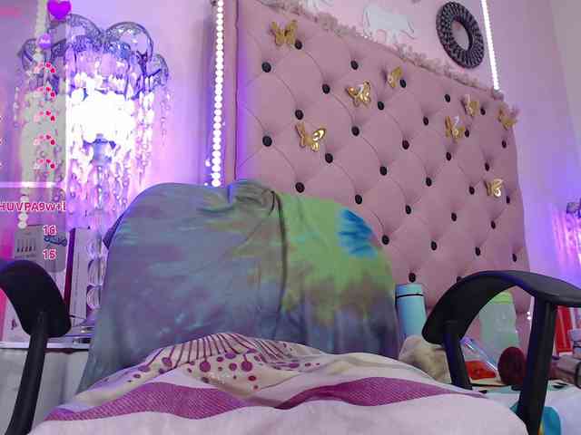 EmmaPink3 webcam