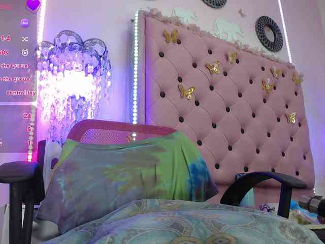 EmmaPink3 webcam