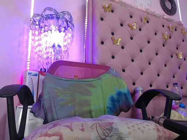 EmmaPink3 webcam