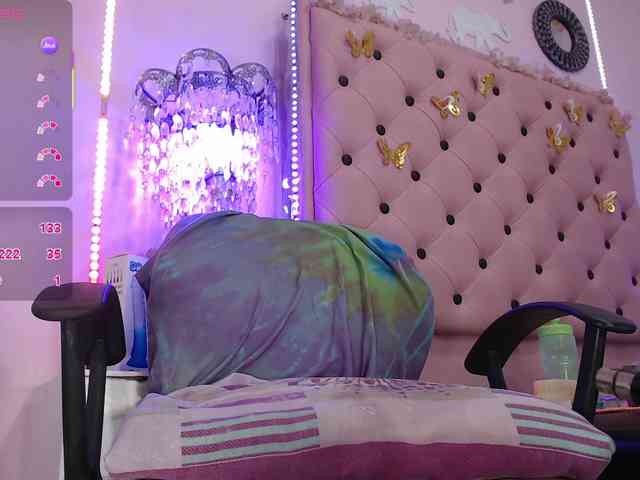 EmmaPink3 webcam