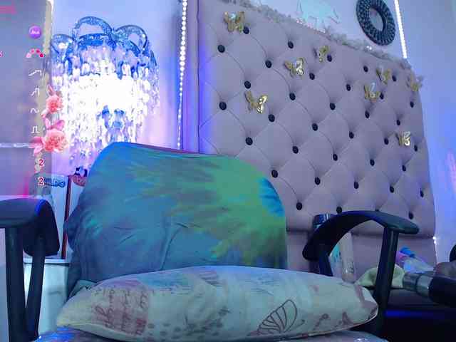 EmmaPink3 webcam