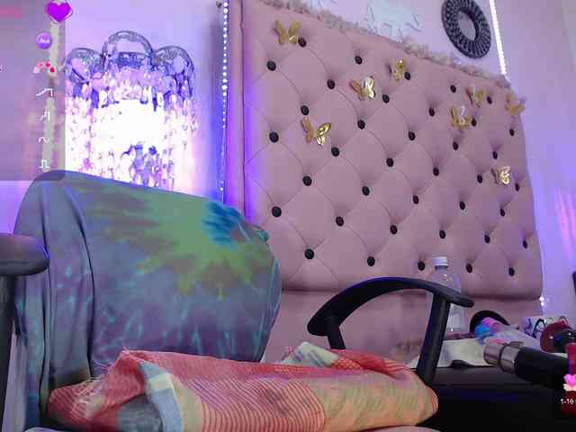 EmmaPink3 webcam