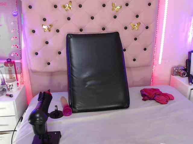 EmmaPink3 webcam