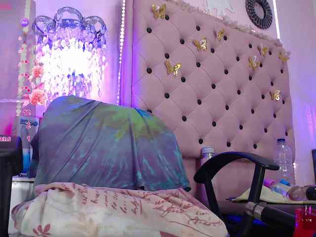 EmmaPink3 webcam
