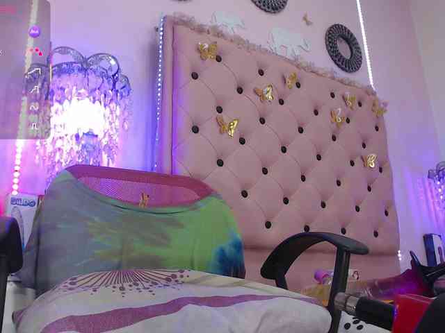 EmmaPink3 webcam
