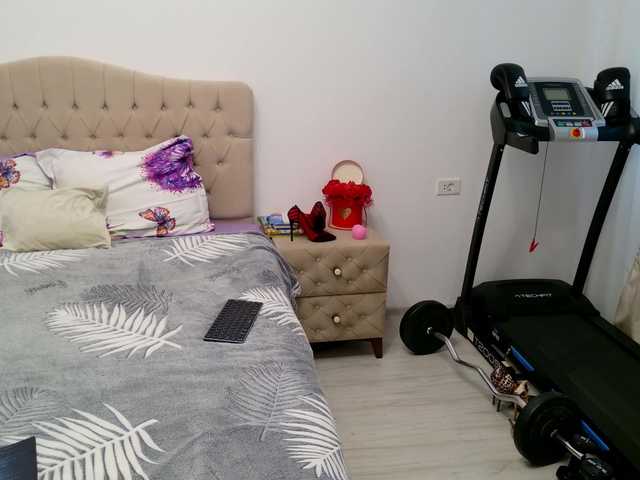 Annyfit4you live cam on BongaCams