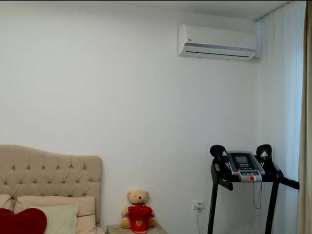 Annyfit4you live cam on BongaCams