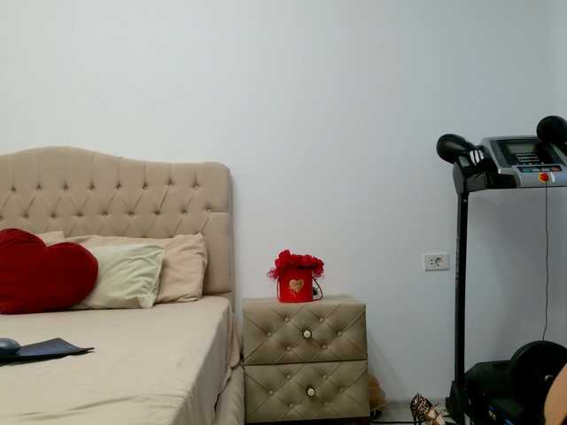 Annyfit4you live cam on BongaCams