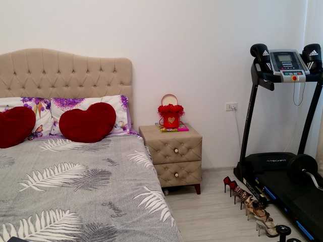 Annyfit4you live cam on BongaCams