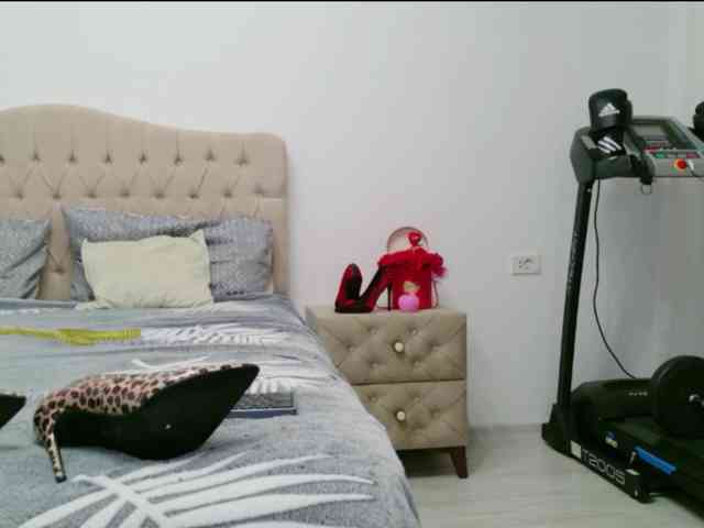 Annyfit4you Live Webcam on BongaCams