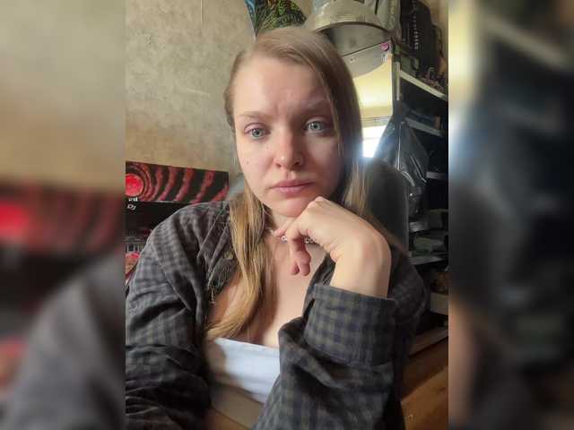 ThatTripPink3's BongaCams show and profile