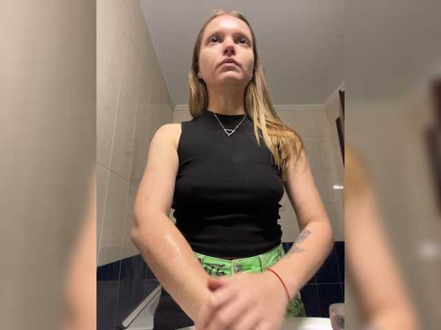 ThatTripPink3 live cam on BongaCams