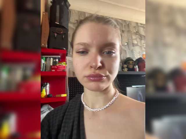 ThatTripPink3's BongaCams show and profile