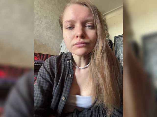 ThatTripPink3's BongaCams show and profile