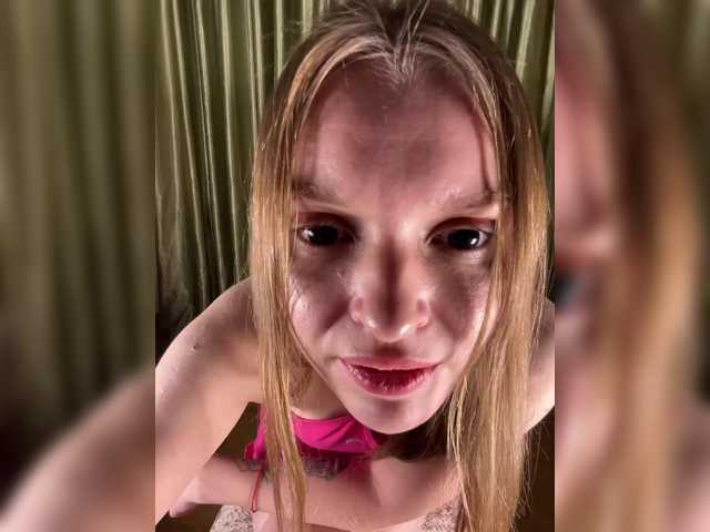 ThatTripPink3 live cam on BongaCams