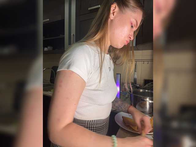 ThatTripPink3 live cam on BongaCams