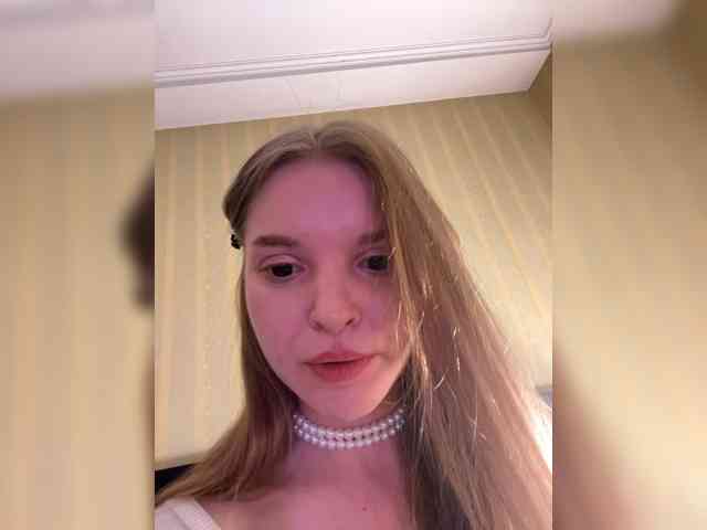 AliciaTroupe webcam