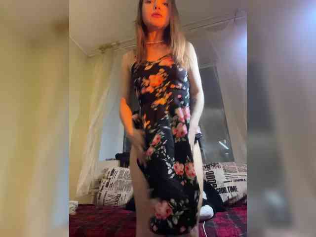 AliciaTroupe webcam