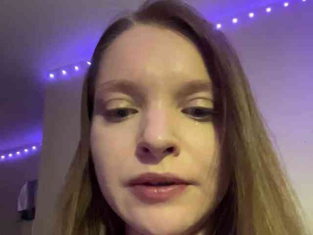 AliciaTroupe webcam