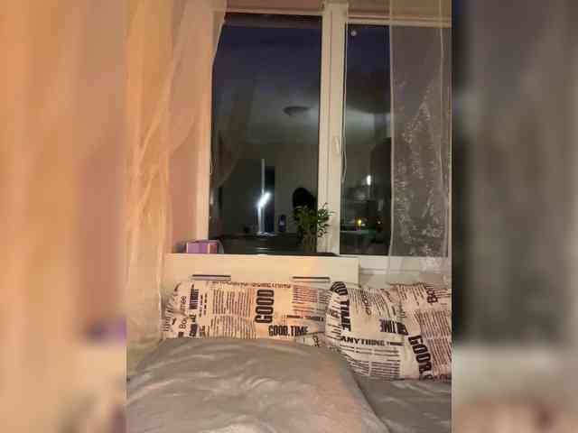 AliciaTroupe webcam