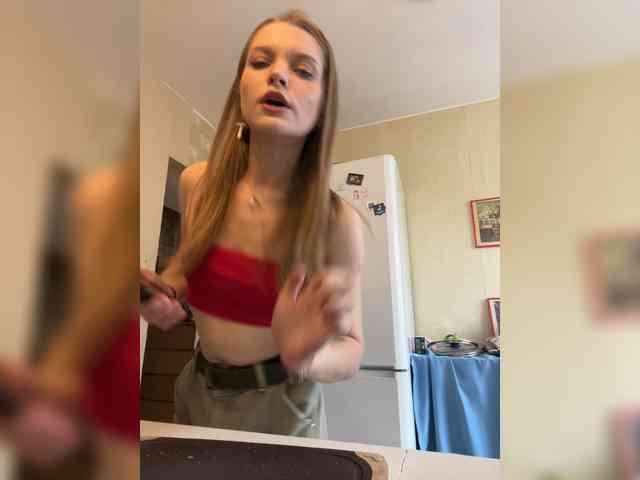 AliciaTroupe webcam