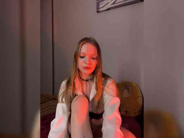 AliciaTroupe webcam