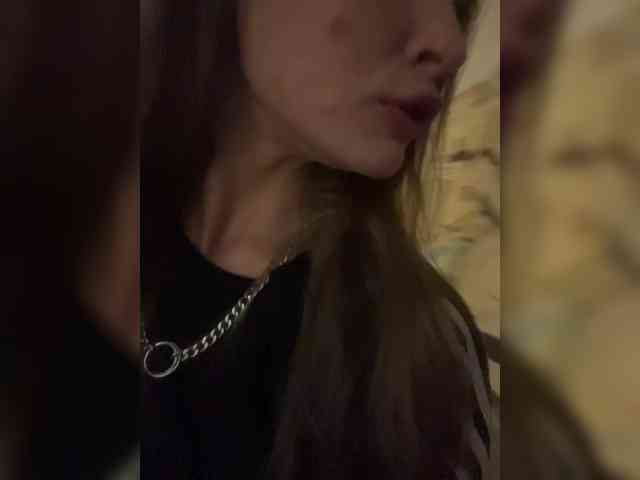 AliciaTroupe webcam