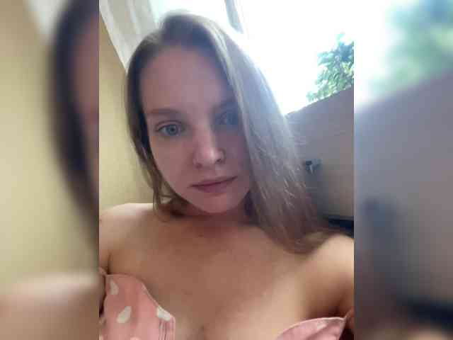 AliciaTroupe webcam