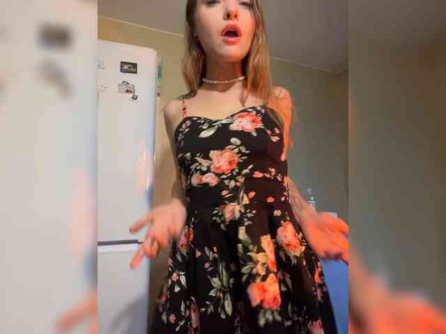 AliciaTroupe webcam