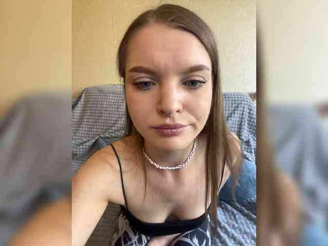 AliciaTroupe webcam