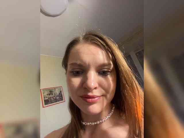 AliciaTroupe webcam