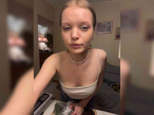 AliciaTroupe webcam