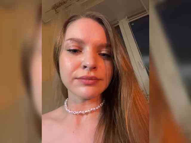 AliciaTroupe webcam