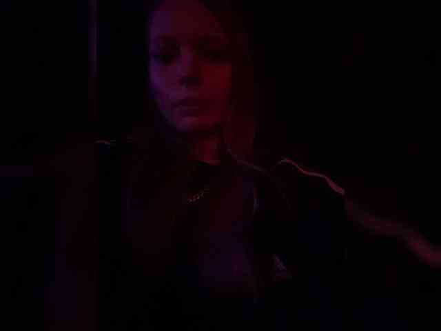 AliciaTroupe webcam