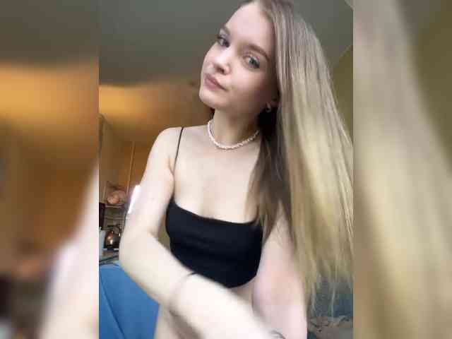 AliciaTroupe webcam