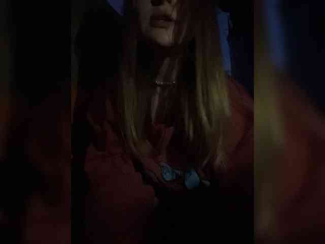 AliciaTroupe webcam
