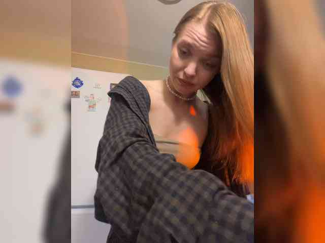 AliciaTroupe webcam