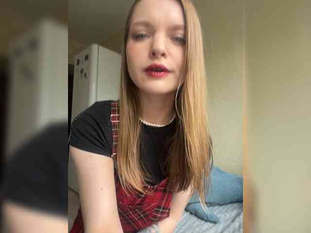 AliciaTroupe webcam