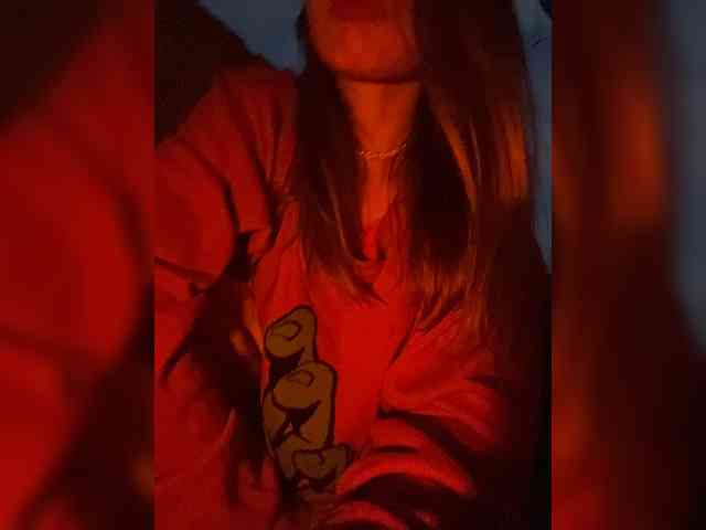 AliciaTroupe webcam