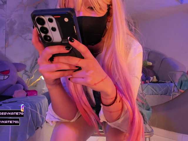 Katemoss70 live cam on BongaCams