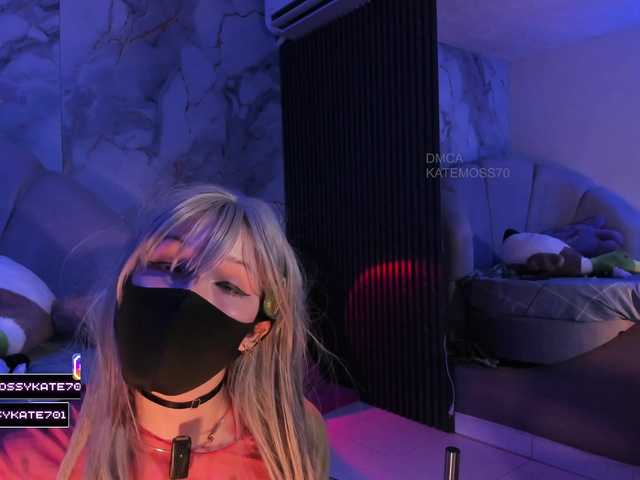Katemoss70 live cam on BongaCams