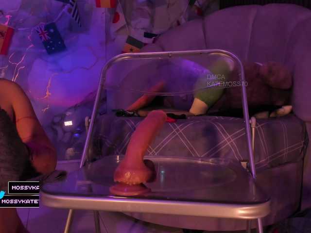 Katemoss70 live cam on BongaCams